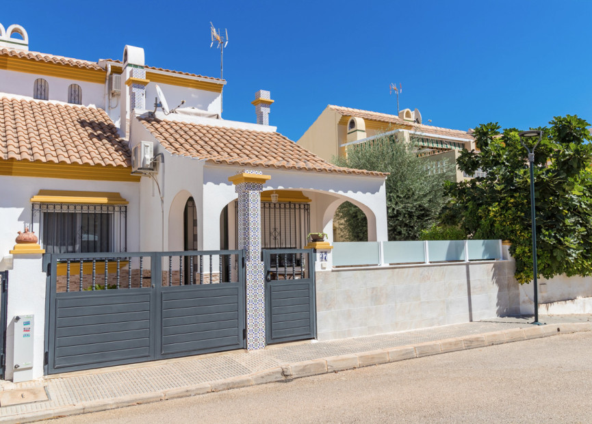 Resale - 4. Semi-detached villa - La Zenia - Costa Blanca South