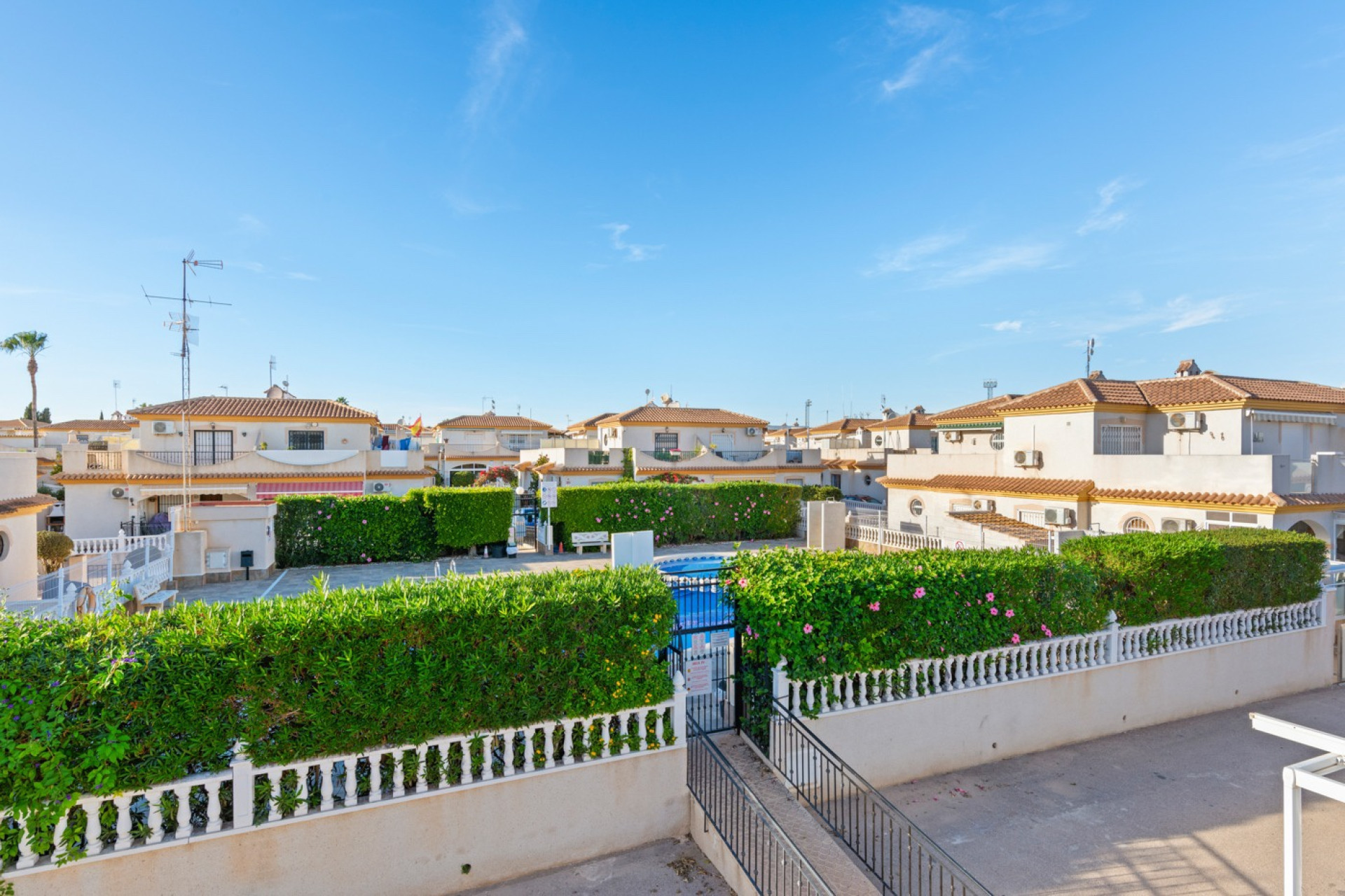Resale - 4. Semi-detached villa - Orihuela Costa - Costa Blanca South