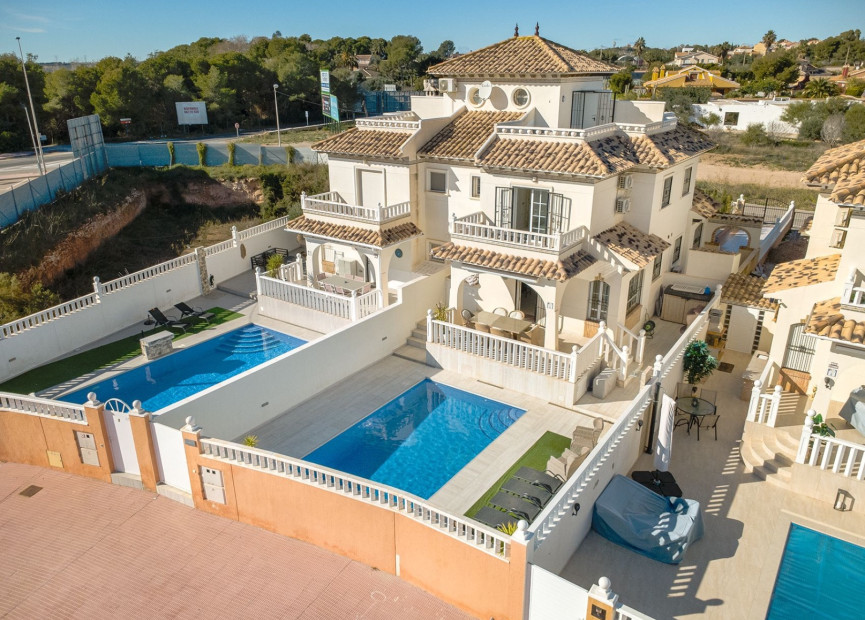 Resale - 4. Semi-detached villa - Orihuela Costa - Costa Blanca South