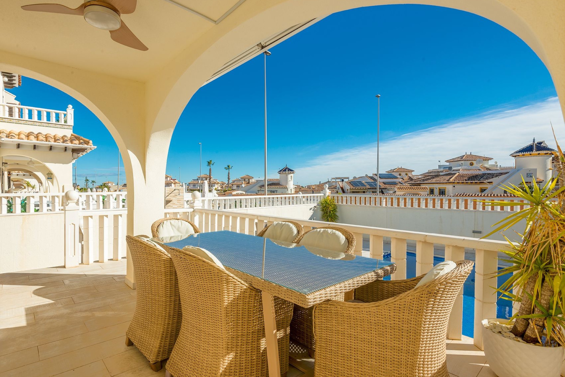 Resale - 4. Semi-detached villa - Orihuela Costa - Costa Blanca South