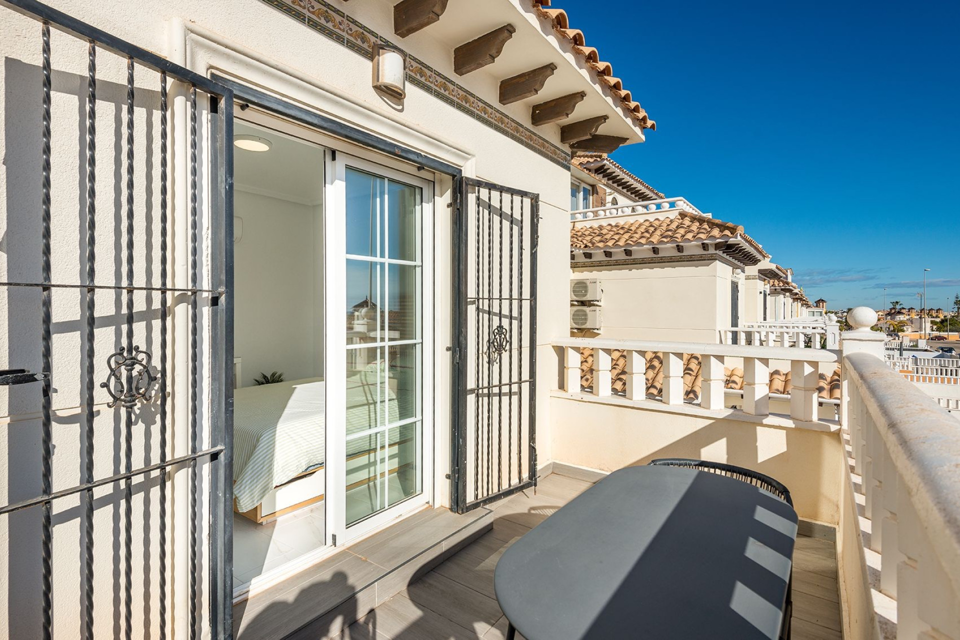 Resale - 4. Semi-detached villa - Orihuela Costa - Costa Blanca South