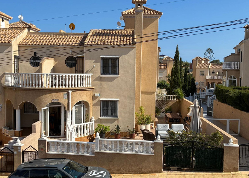 Resale - 4. Semi-detached villa - Orihuela Costa - Costa Blanca South