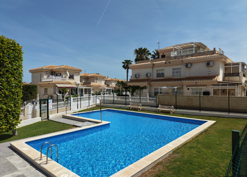 Resale - 4. Semi-detached villa - Orihuela Costa - Costa Blanca South