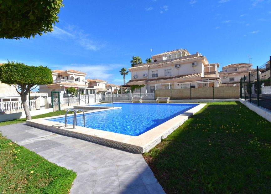 Resale - 4. Semi-detached villa - Orihuela Costa - Costa Blanca South