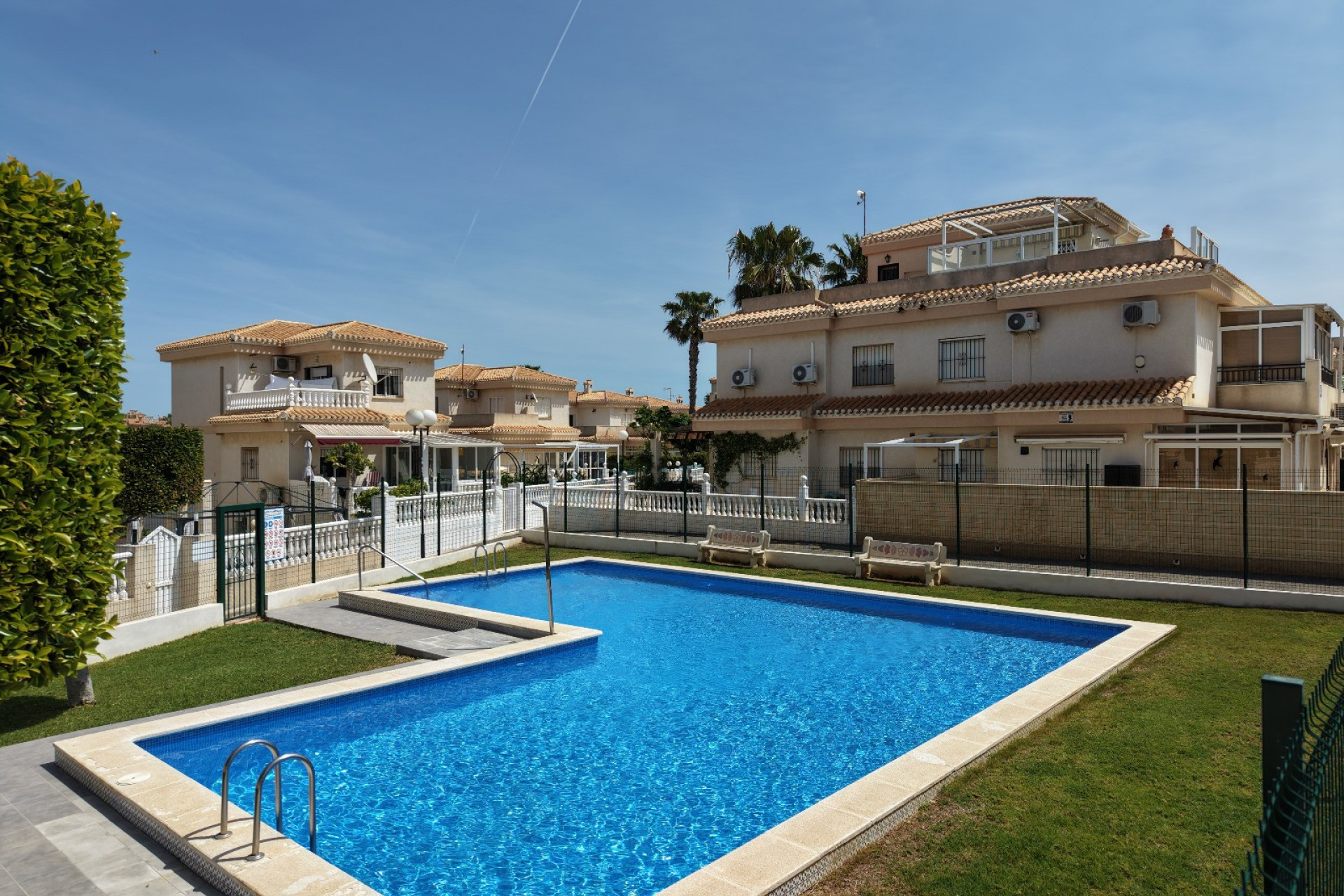 Resale - 4. Semi-detached villa - Orihuela Costa - Costa Blanca South