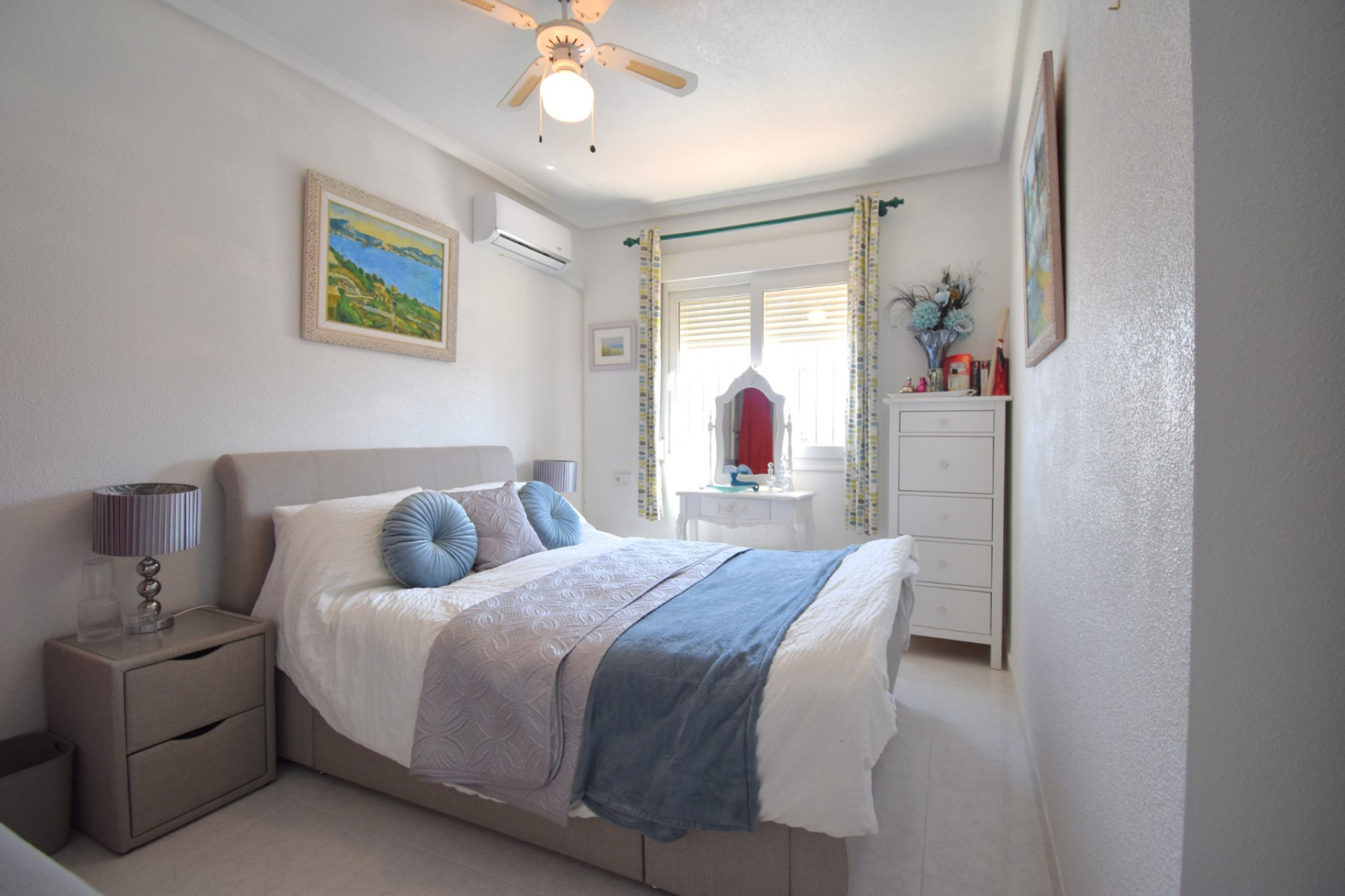 Resale - 4. Semi-detached villa - Orihuela Costa - Costa Blanca South