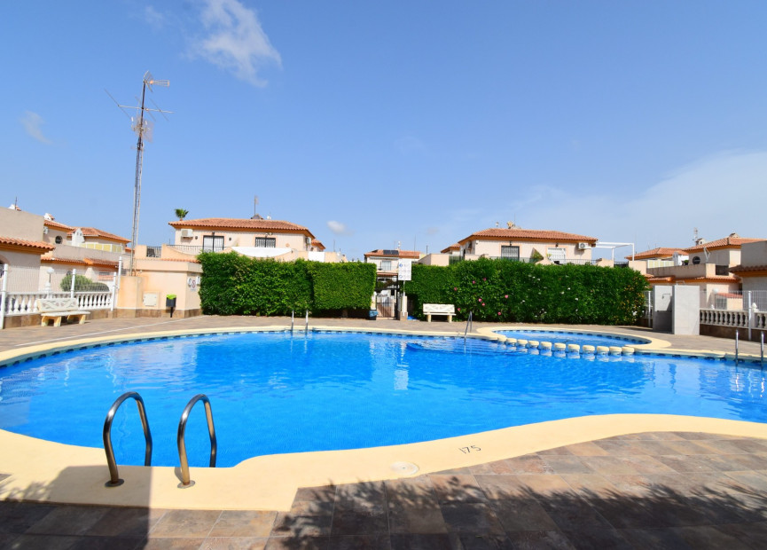 Resale - 4. Semi-detached villa - Orihuela Costa - Costa Blanca South