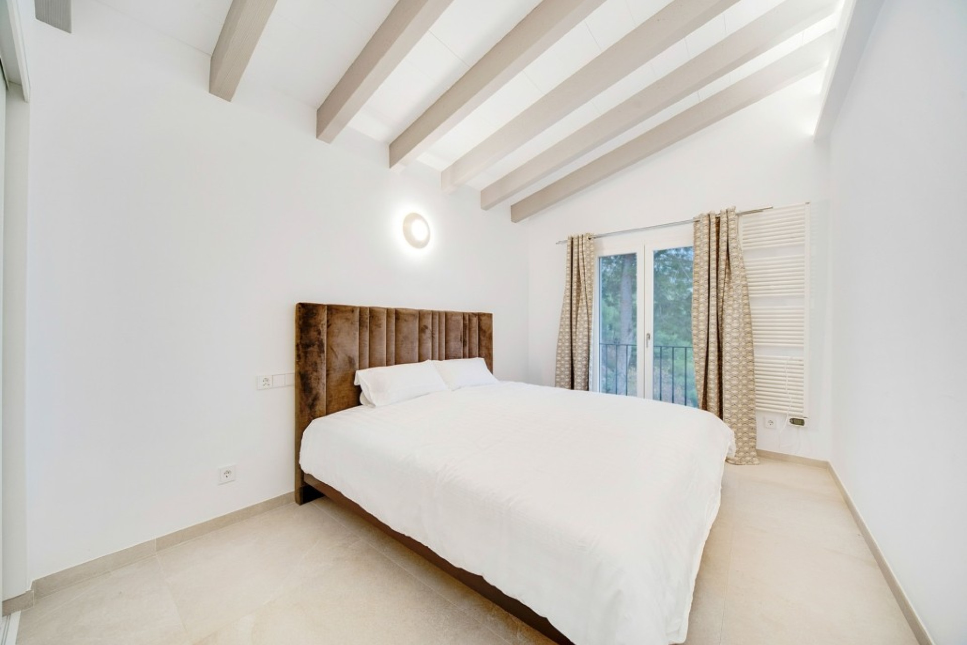 Resale - 4. Semi-detached villa - Palma - Andalusia