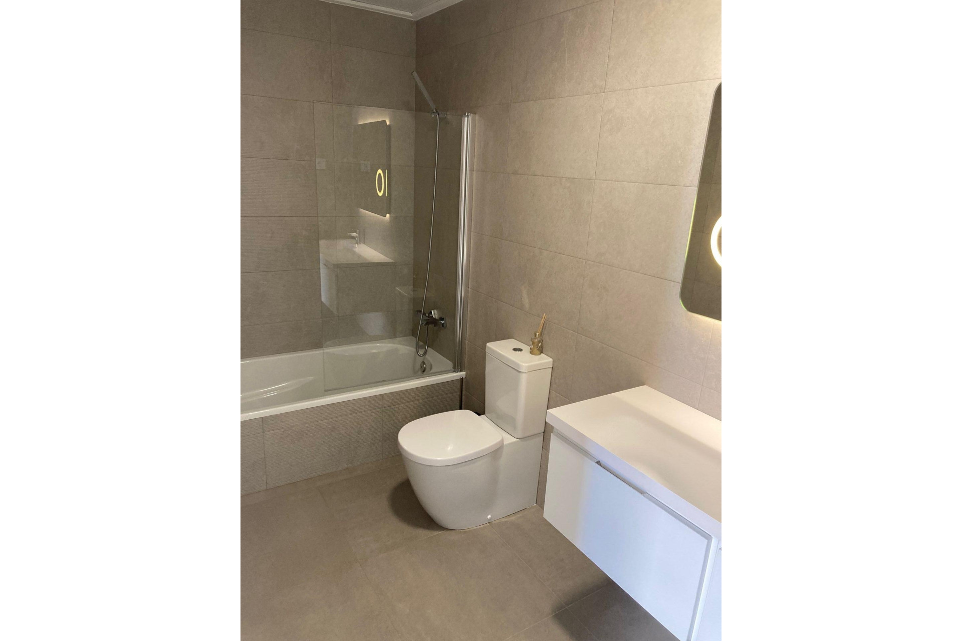 Resale - 4. Semi-detached villa - Pilar de la Horadada - Costa Blanca South