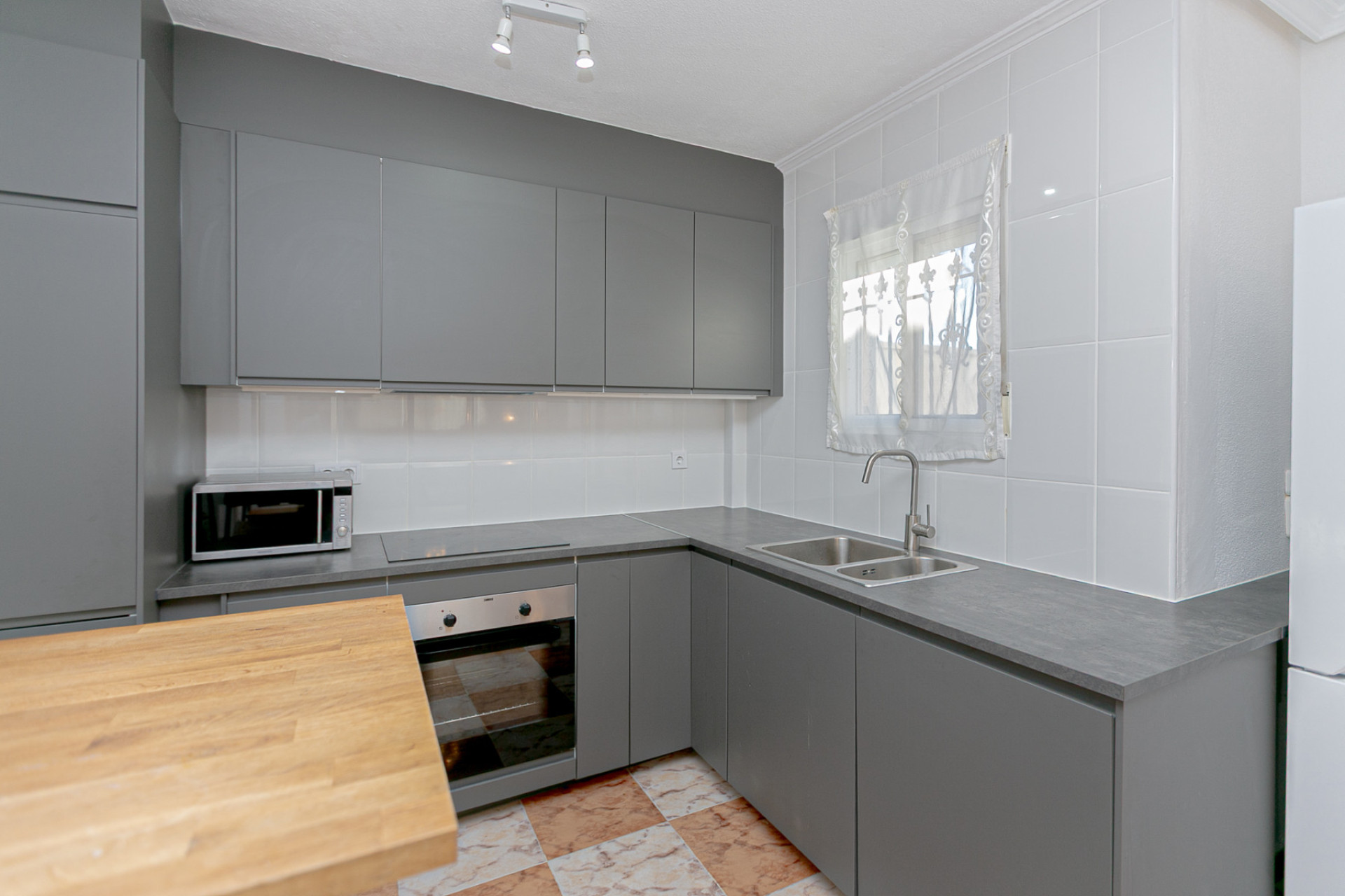 Resale - 4. Semi-detached villa - Playa Flamenca - Costa Blanca South