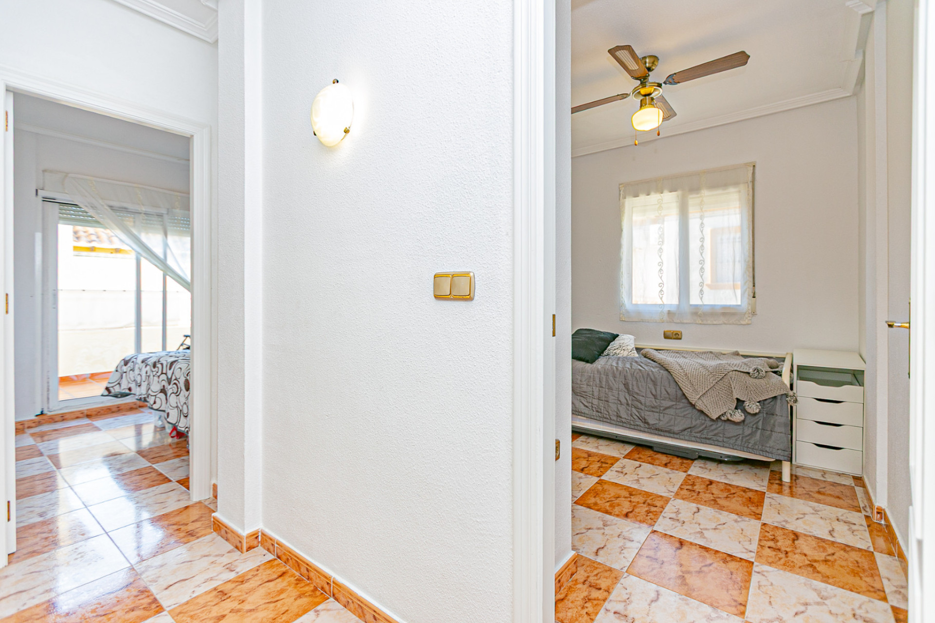 Resale - 4. Semi-detached villa - Playa Flamenca - Costa Blanca South