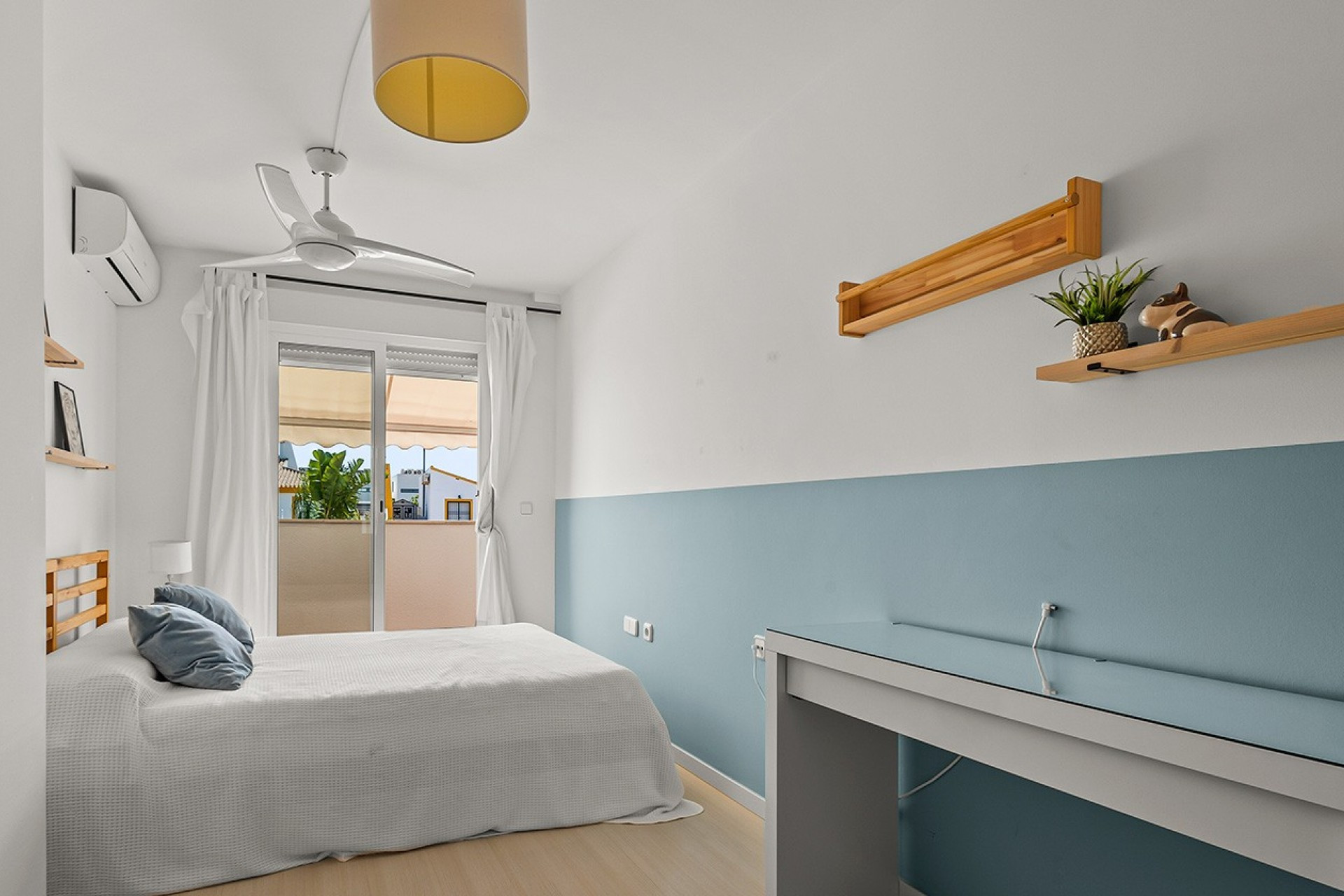 Resale - 4. Semi-detached villa - Torre de la Horadada - Costa Blanca South