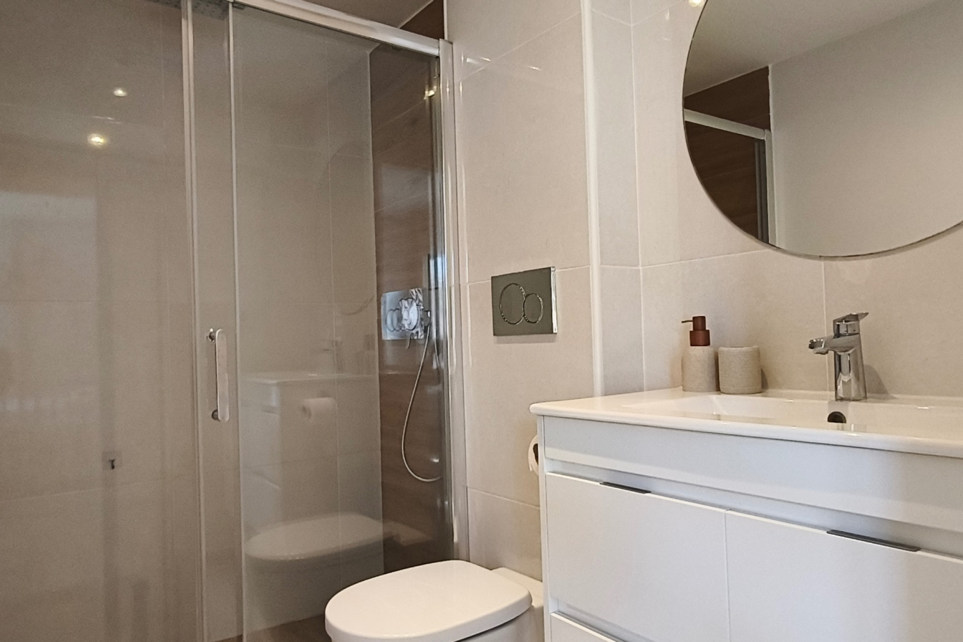 Resale - 4. Semi-detached villa - Torrevieja - Costa Blanca South