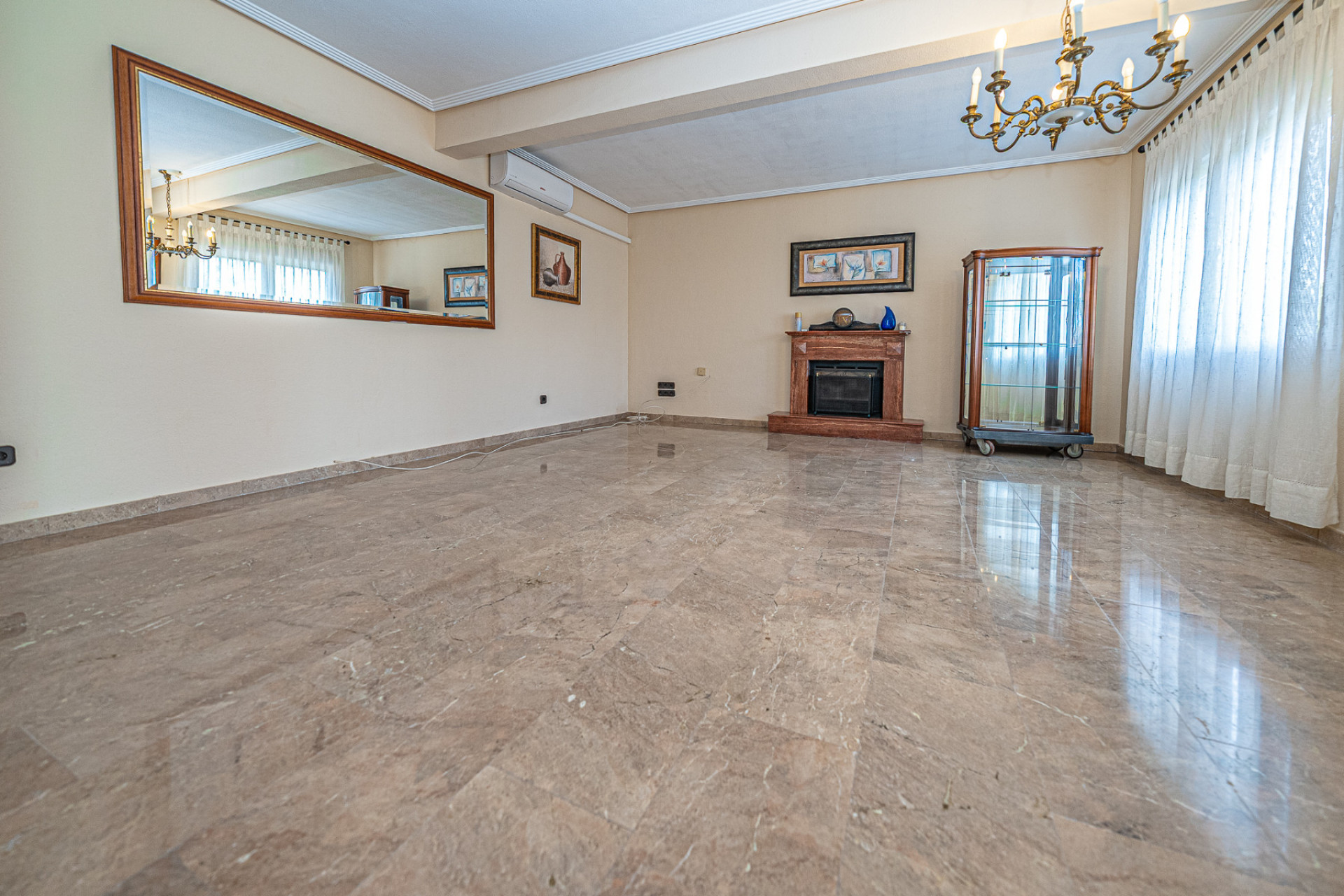 Resale - 4. Semi-detached villa - Torrevieja - Costa Blanca South