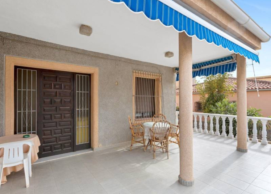 Resale - 4. Semi-detached villa - Torrevieja - Costa Blanca South