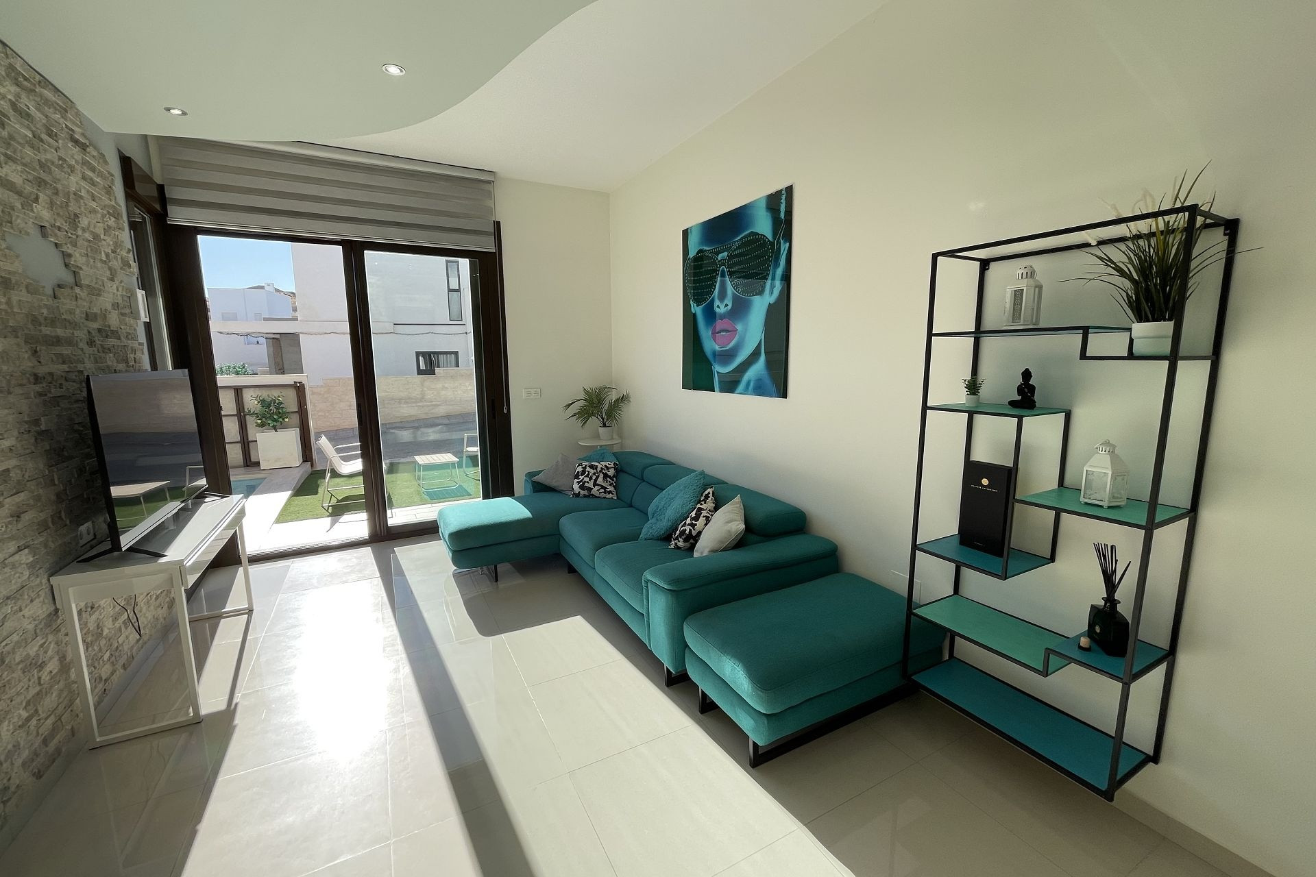 Resale - 4. Semi-detached villa - Villamartin - Costa Blanca South