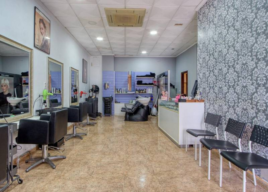 Resale - 6. Commercial - Torrevieja