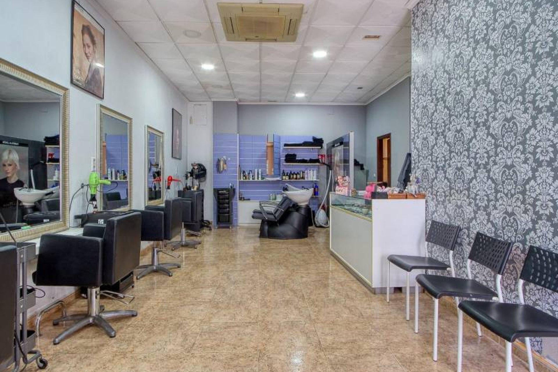 Resale - 6. Commercial - Torrevieja