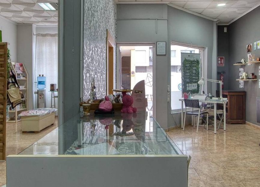 Resale - 6. Commercial - Torrevieja