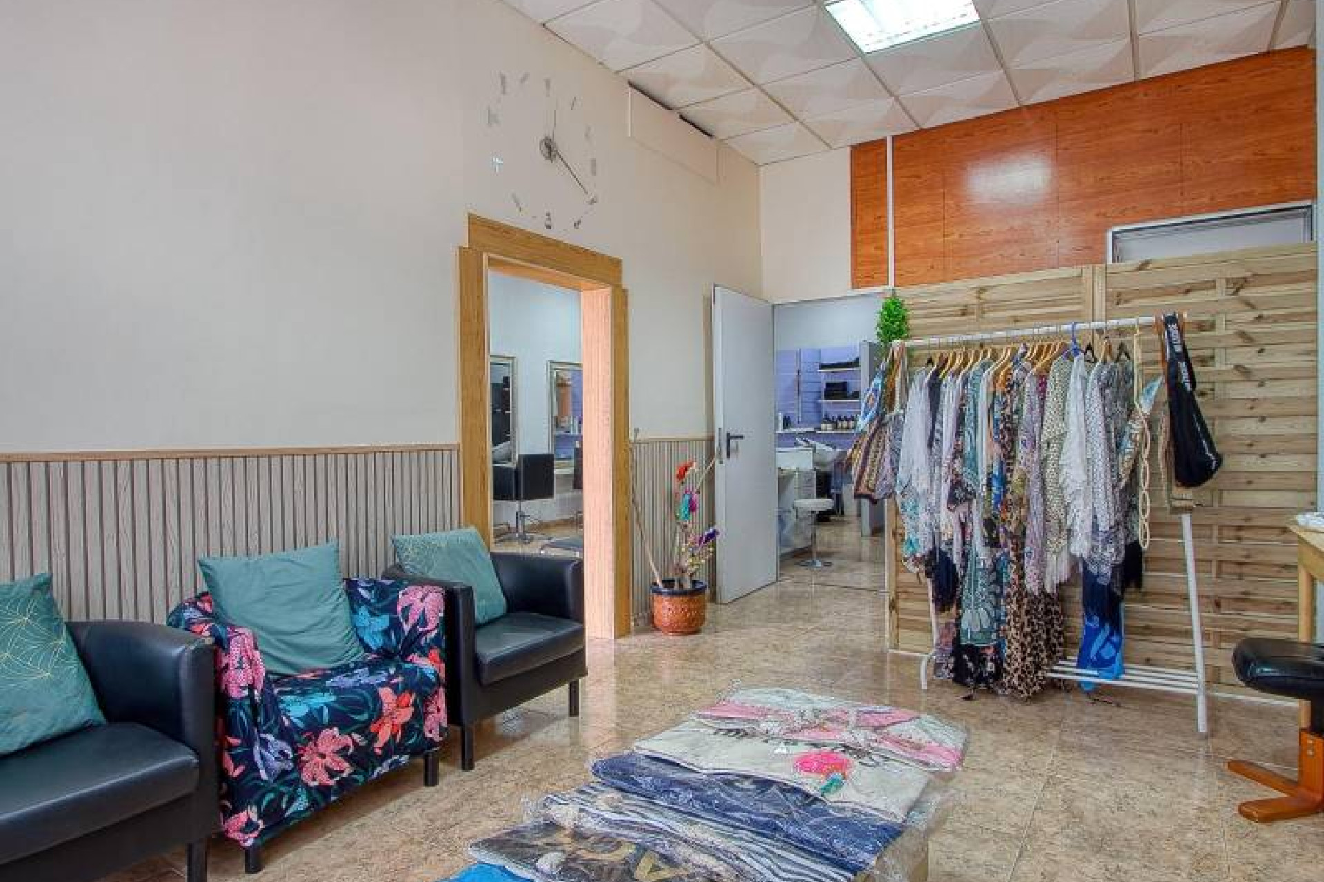 Resale - 6. Commercial - Torrevieja