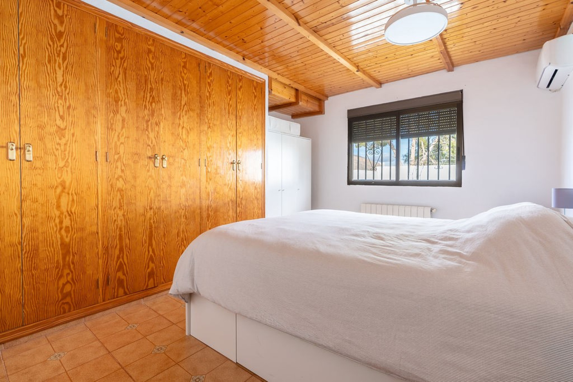 Resale - 6. Detached villa - Hondón de las Nieves - Costa Blanca South