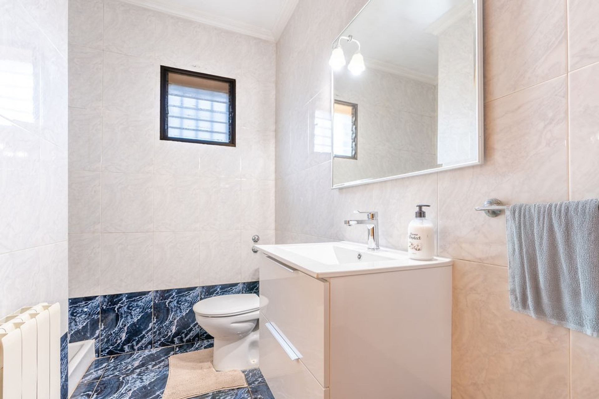 Resale - 6. Detached villa - Hondón de las Nieves - Costa Blanca South