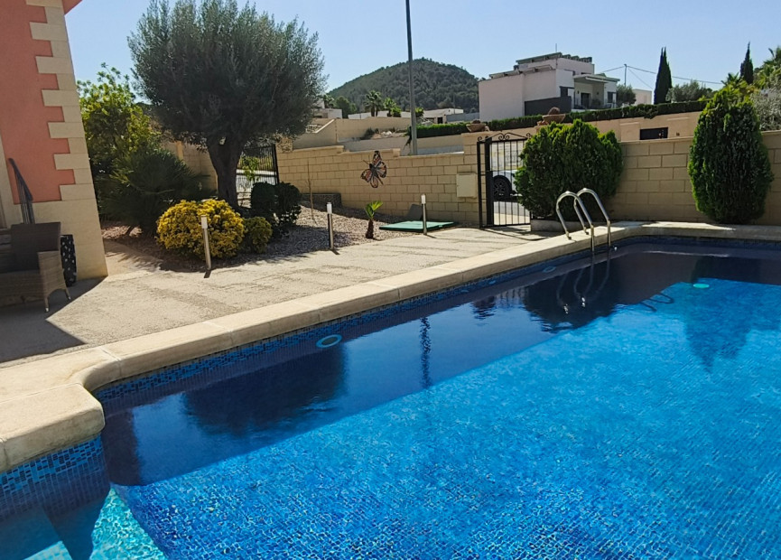 Resale - 6. Detached villa - La Romana - Costa Blanca North