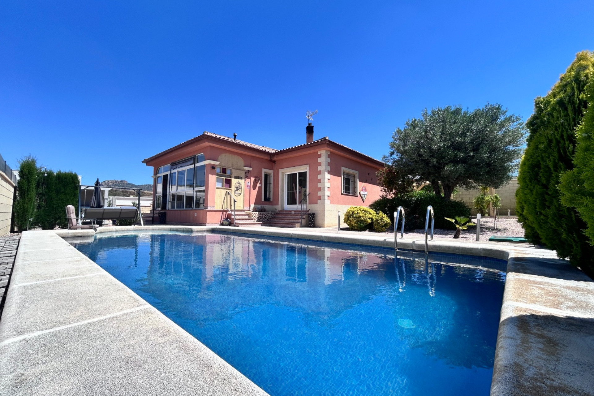 Resale - 6. Detached villa - La Romana - Costa Blanca North