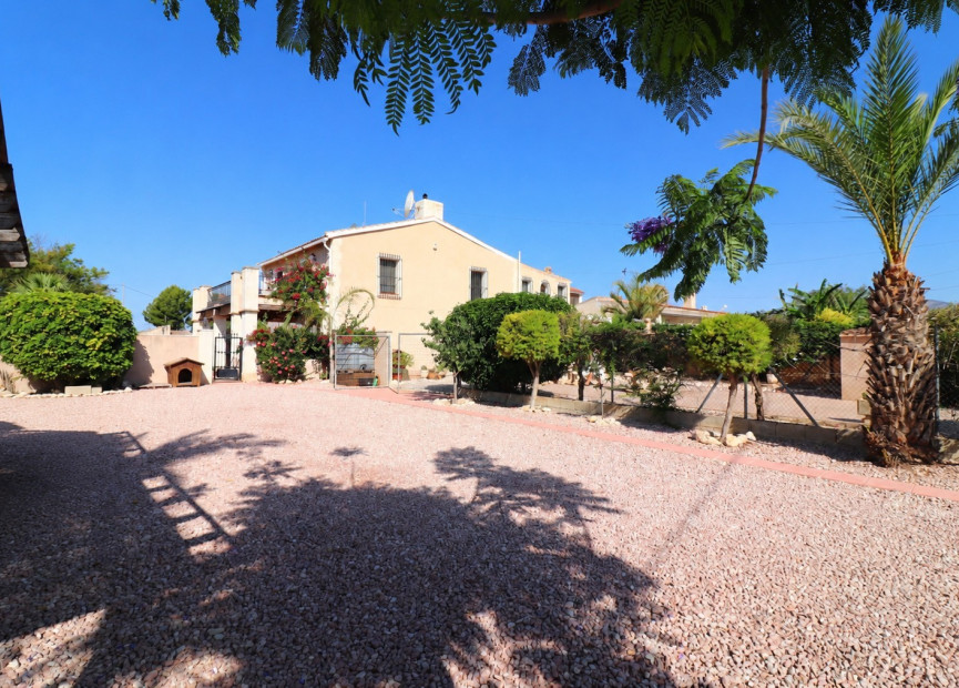 Resale - 7. Finca / Country property - Albatera - Albatera - Country