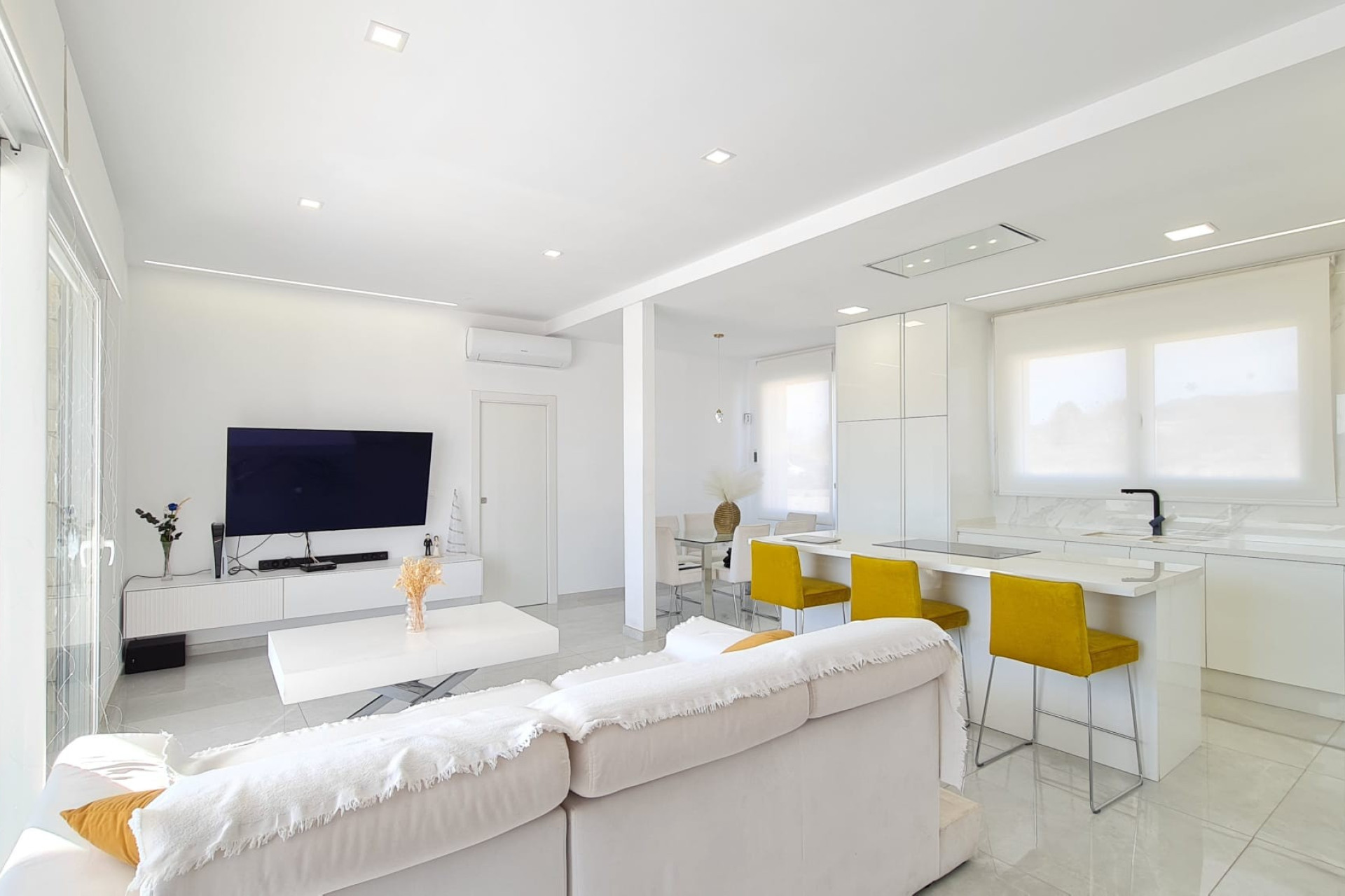 Resale - 7. Finca / Country property - Pinoso - Pinoso - Country