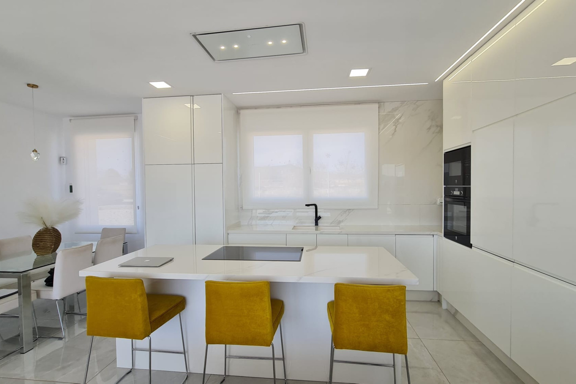 Resale - 7. Finca / Country property - Pinoso - Pinoso - Country