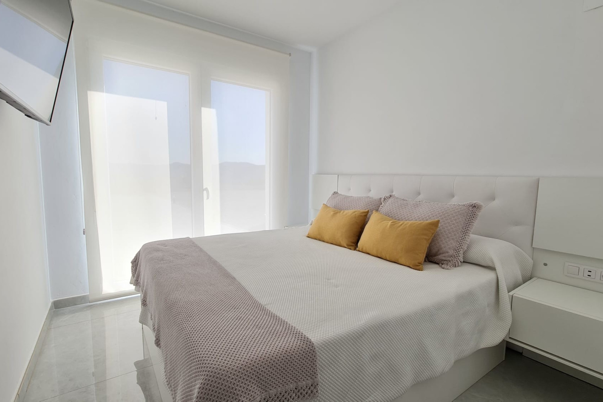 Resale - 7. Finca / Country property - Pinoso - Pinoso - Country