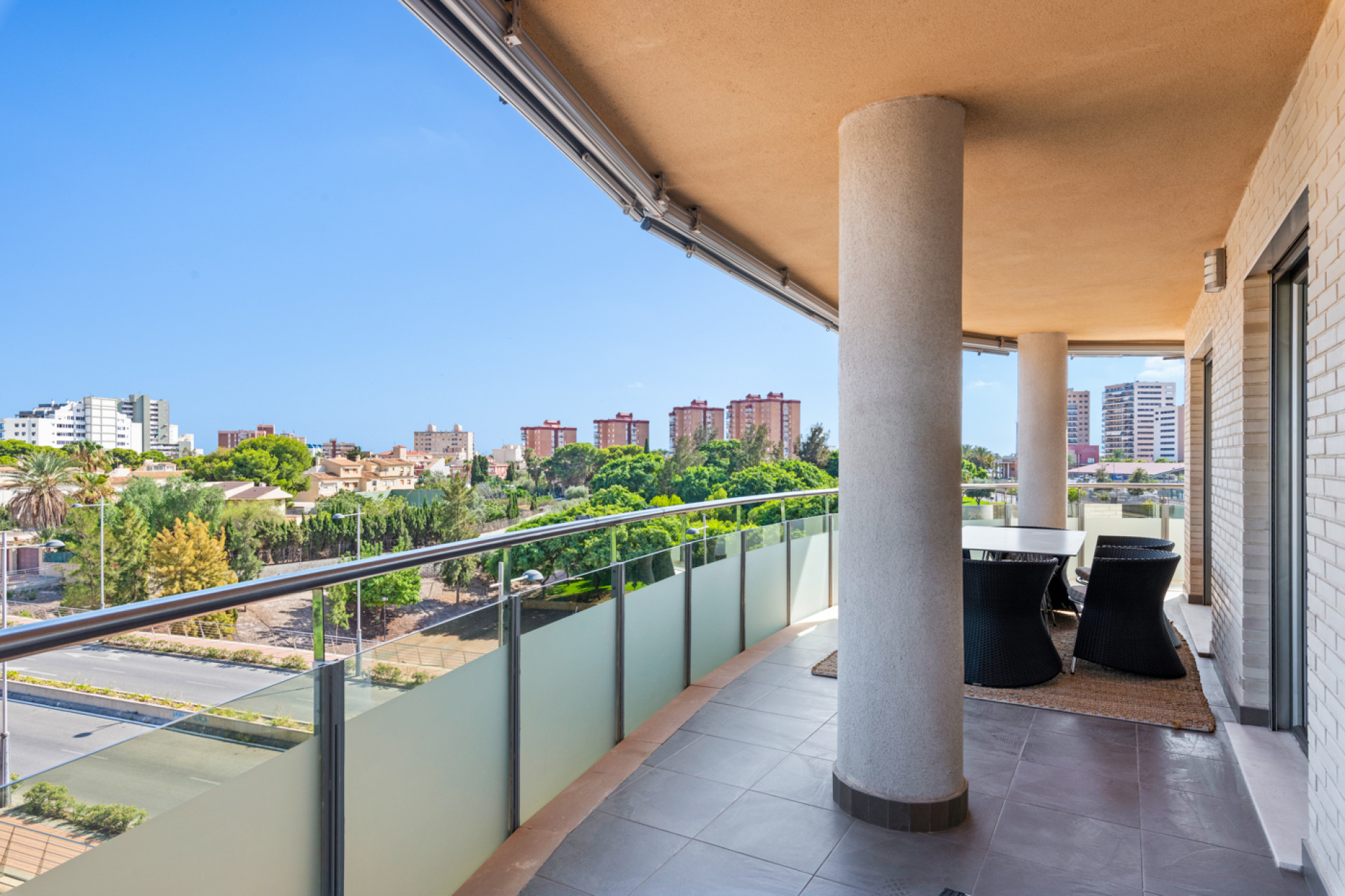 Resale - Apartment - El Campello - El Amerador