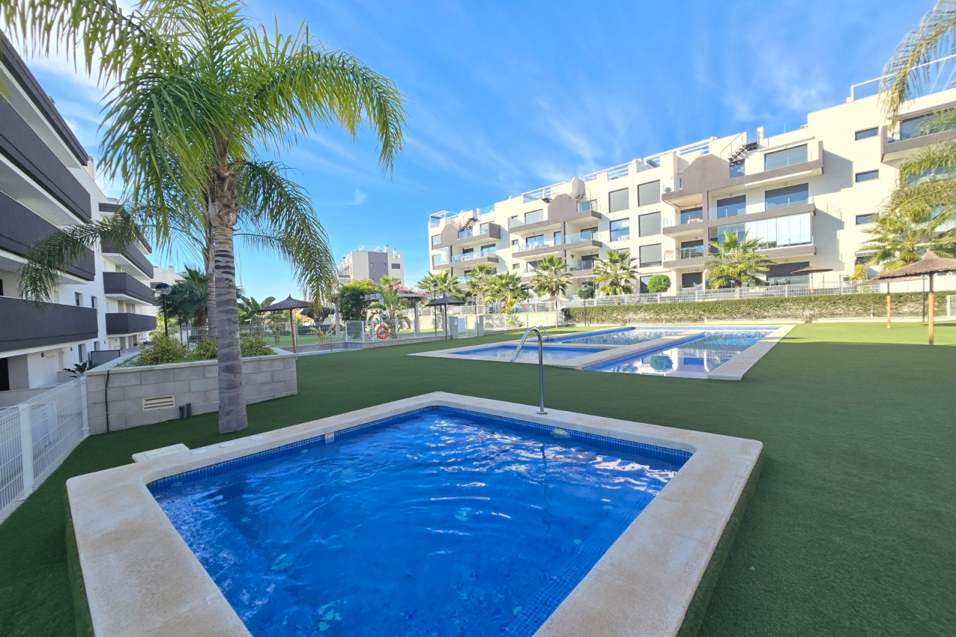 Resale - Apartment / Flat * - Orihuela Costa - Costa Blanca South