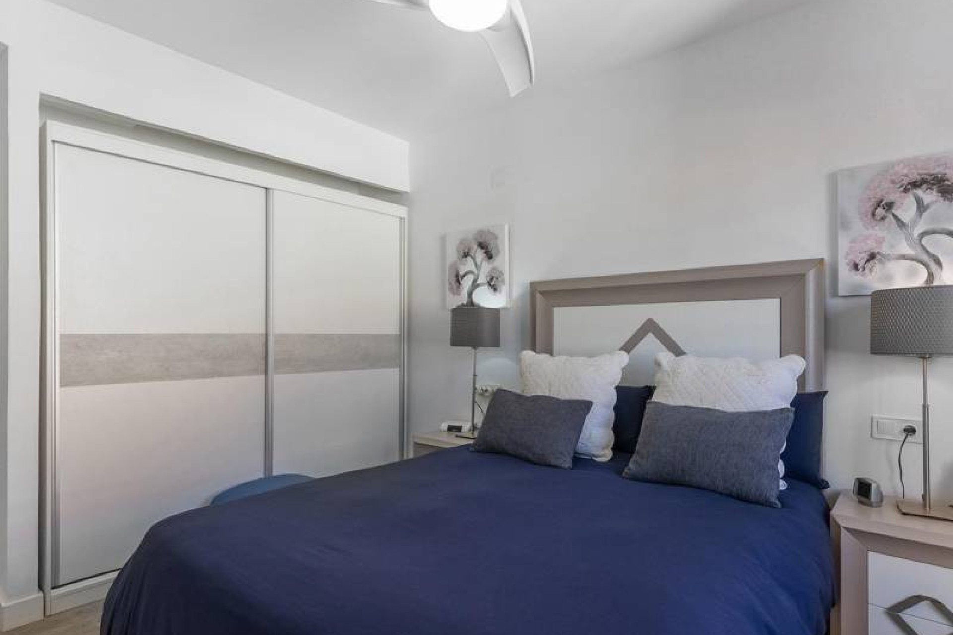 Resale - Apartment - La Mata - Torrevieja