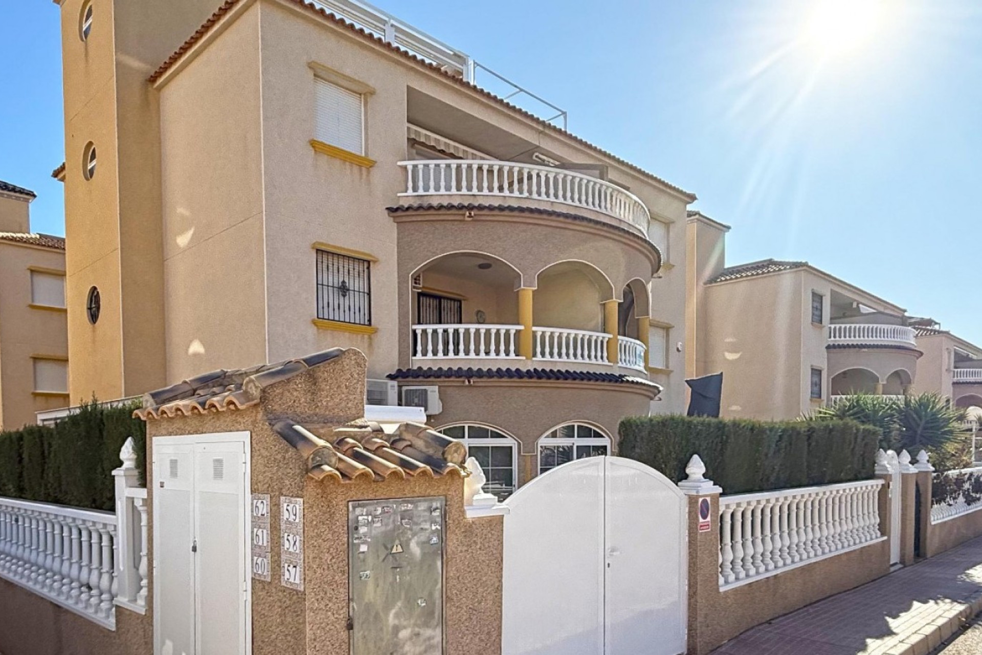 Resale - Apartment - Orihuela Costa