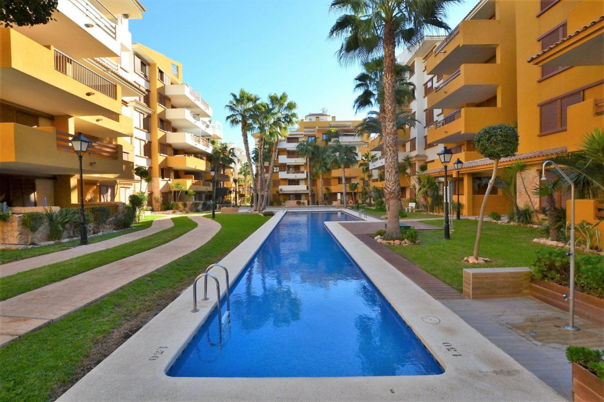 Resale - Apartment - Orihuela Costa