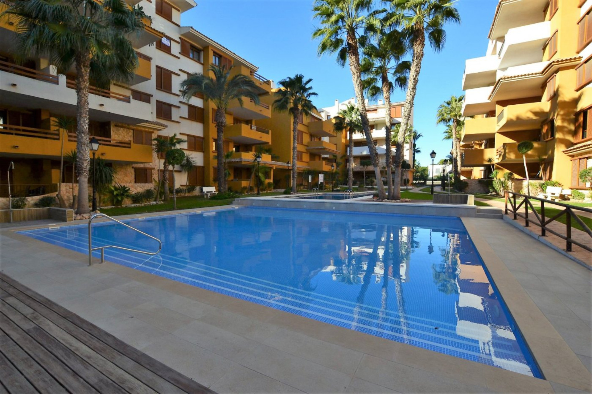 Resale - Apartment - Orihuela Costa