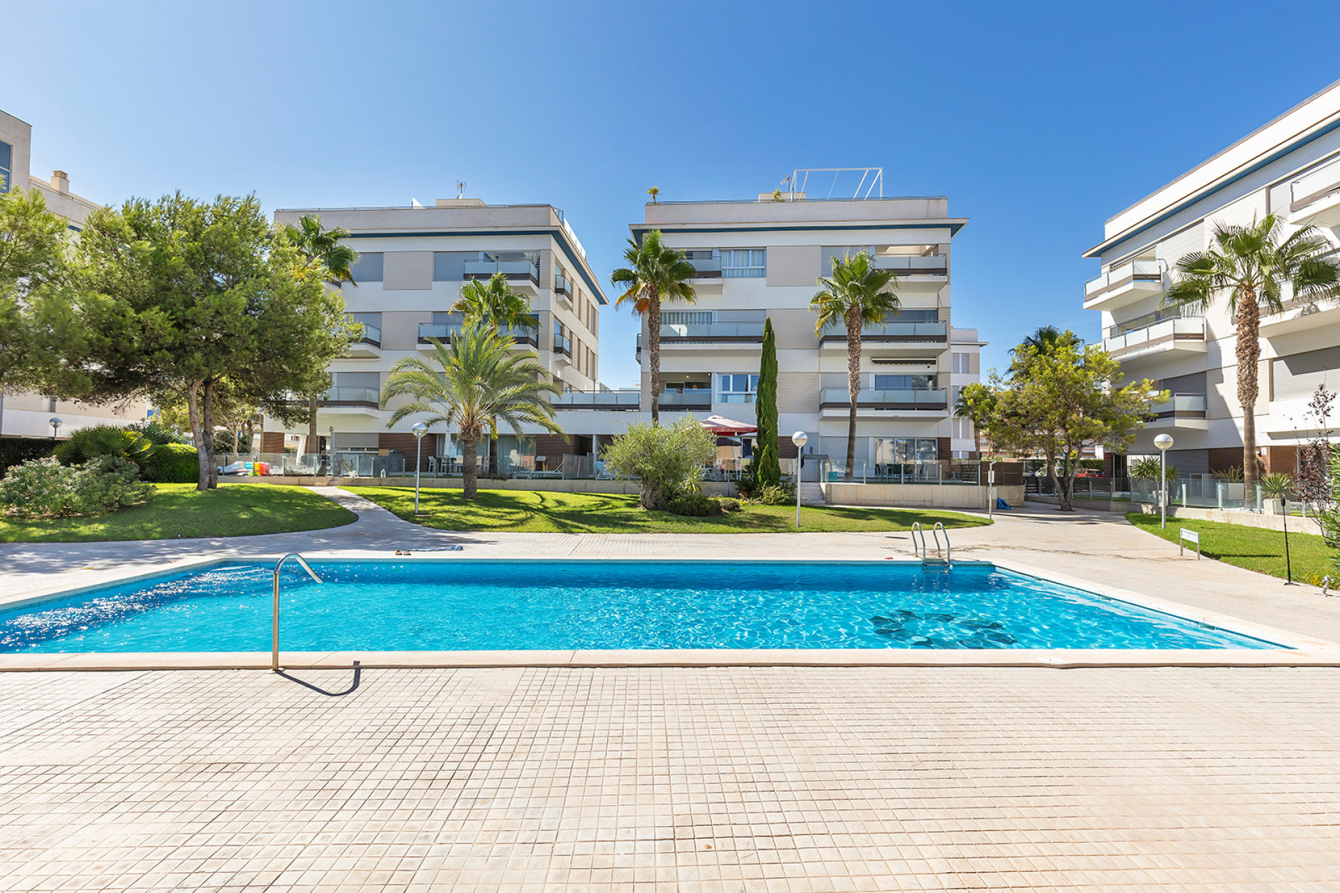 Resale - Apartment - Orihuela Costa