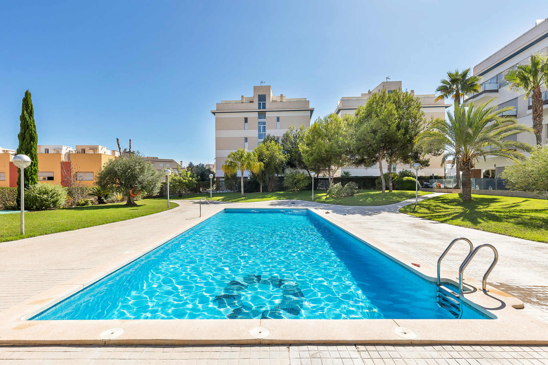 Resale - Apartment - Orihuela Costa