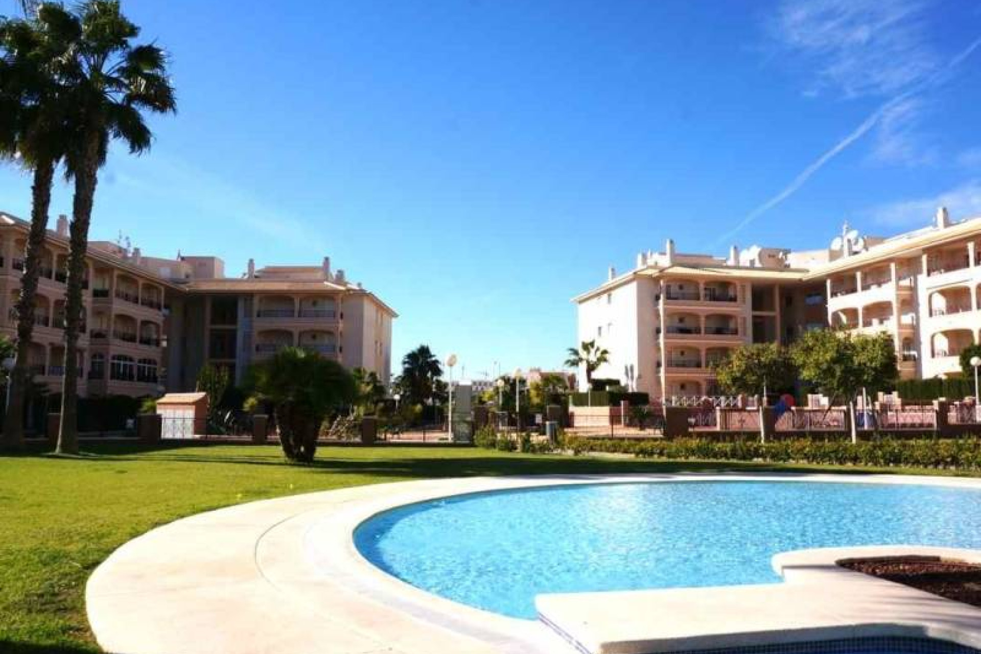 Resale - Apartment - Orihuela Costa