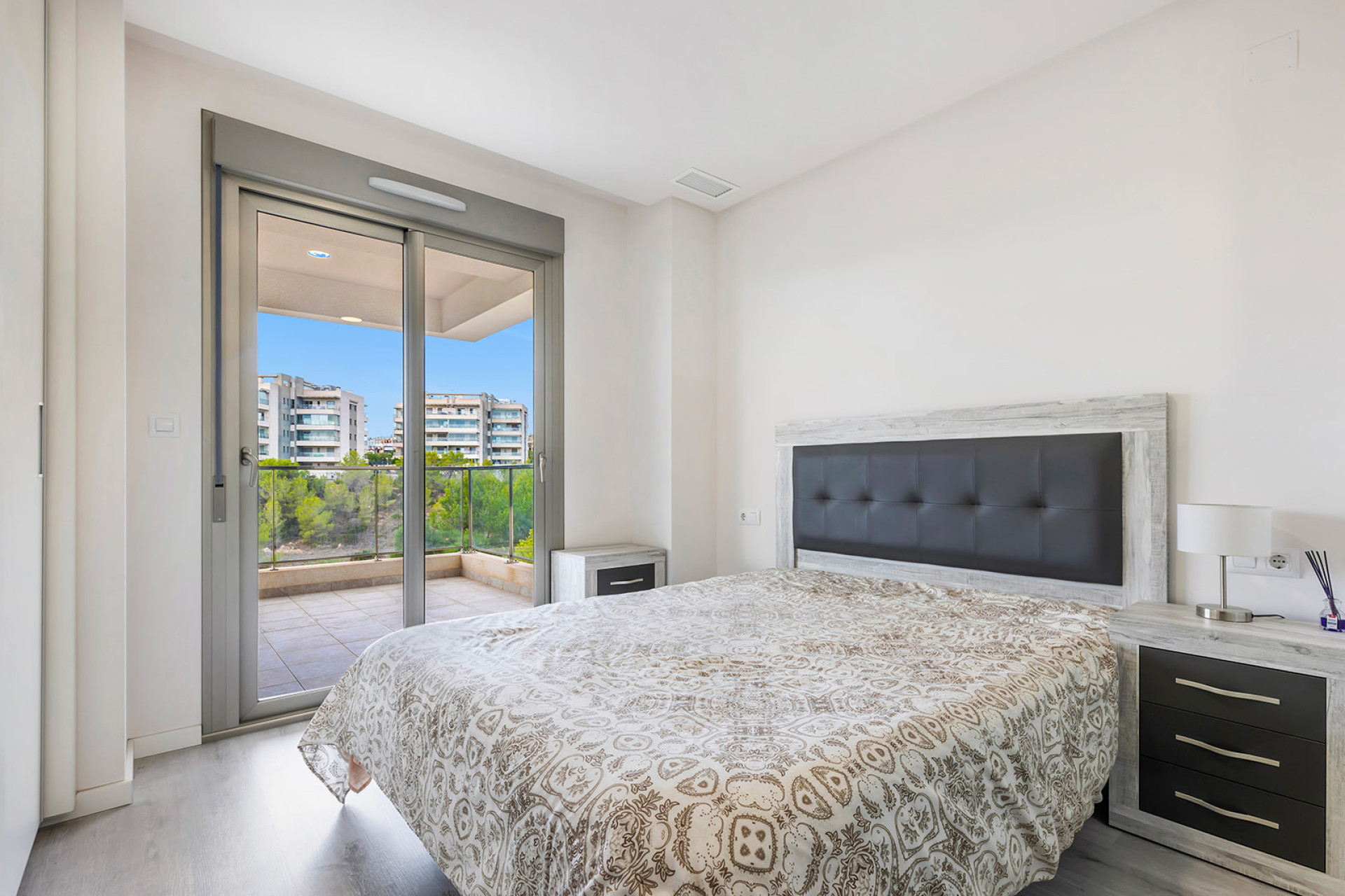 Resale - Apartment - Orihuela Costa