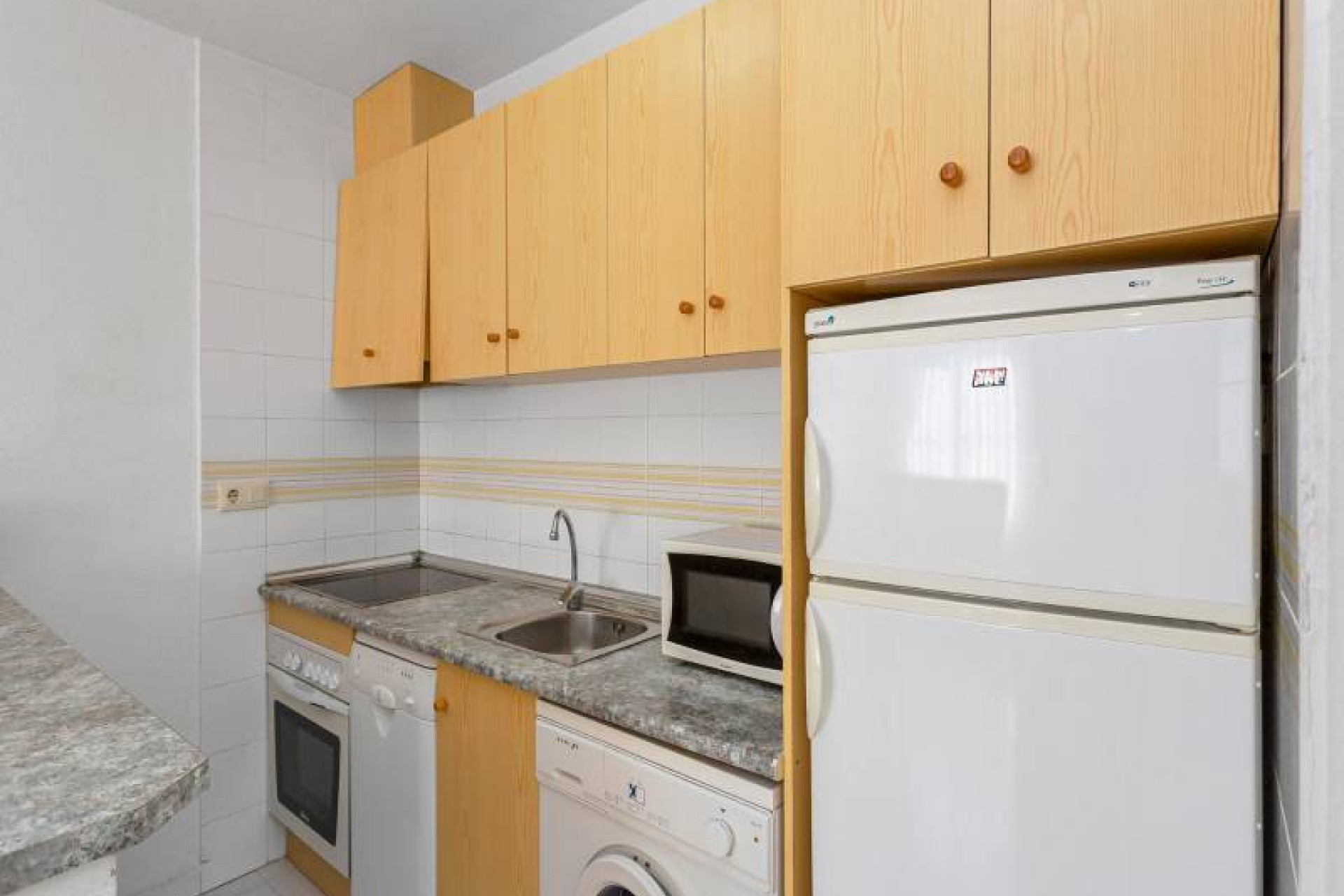 Resale - Apartment - Torrevieja - Orihuela Costa