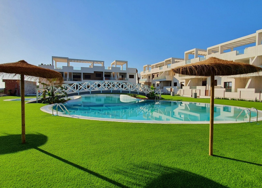 Resale - Apartment - Torrevieja - Orihuela Costa