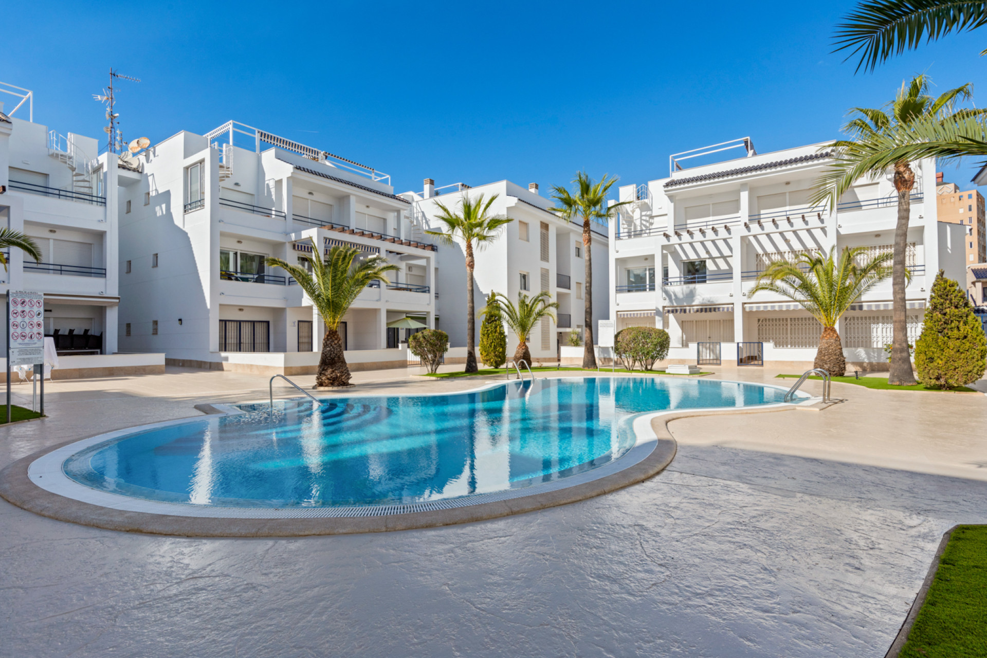 Resale - Apartment - Torrevieja