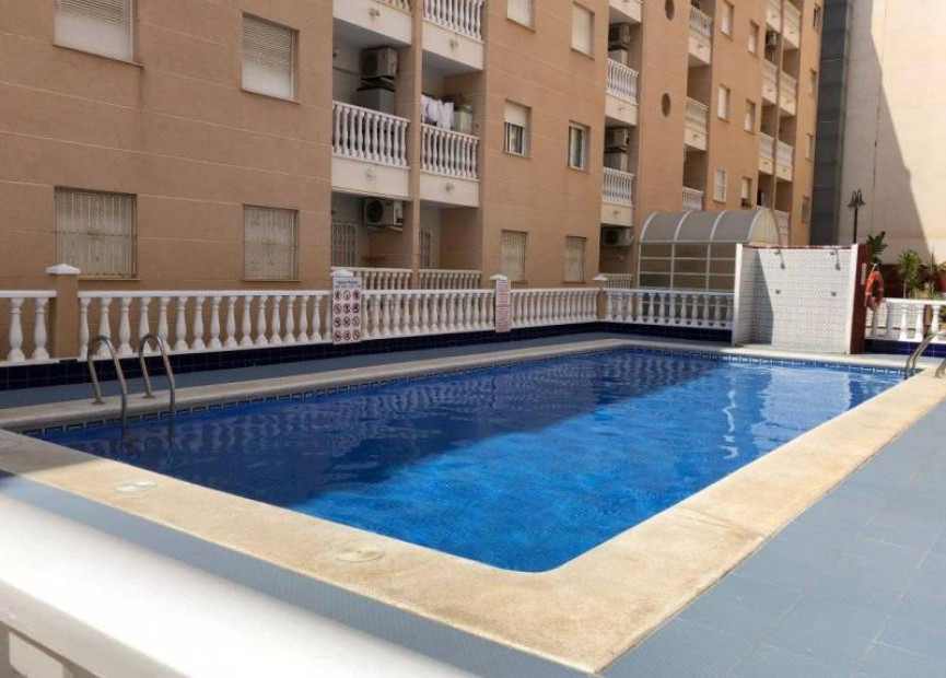 Resale - Apartment - Torrevieja