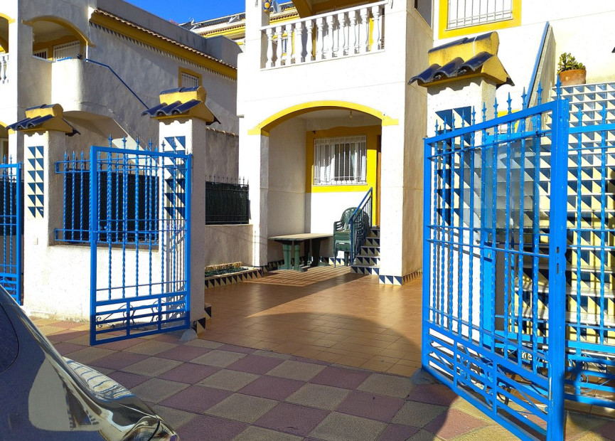 Resale - Bungalow - Guardamar del Segura - El Eden