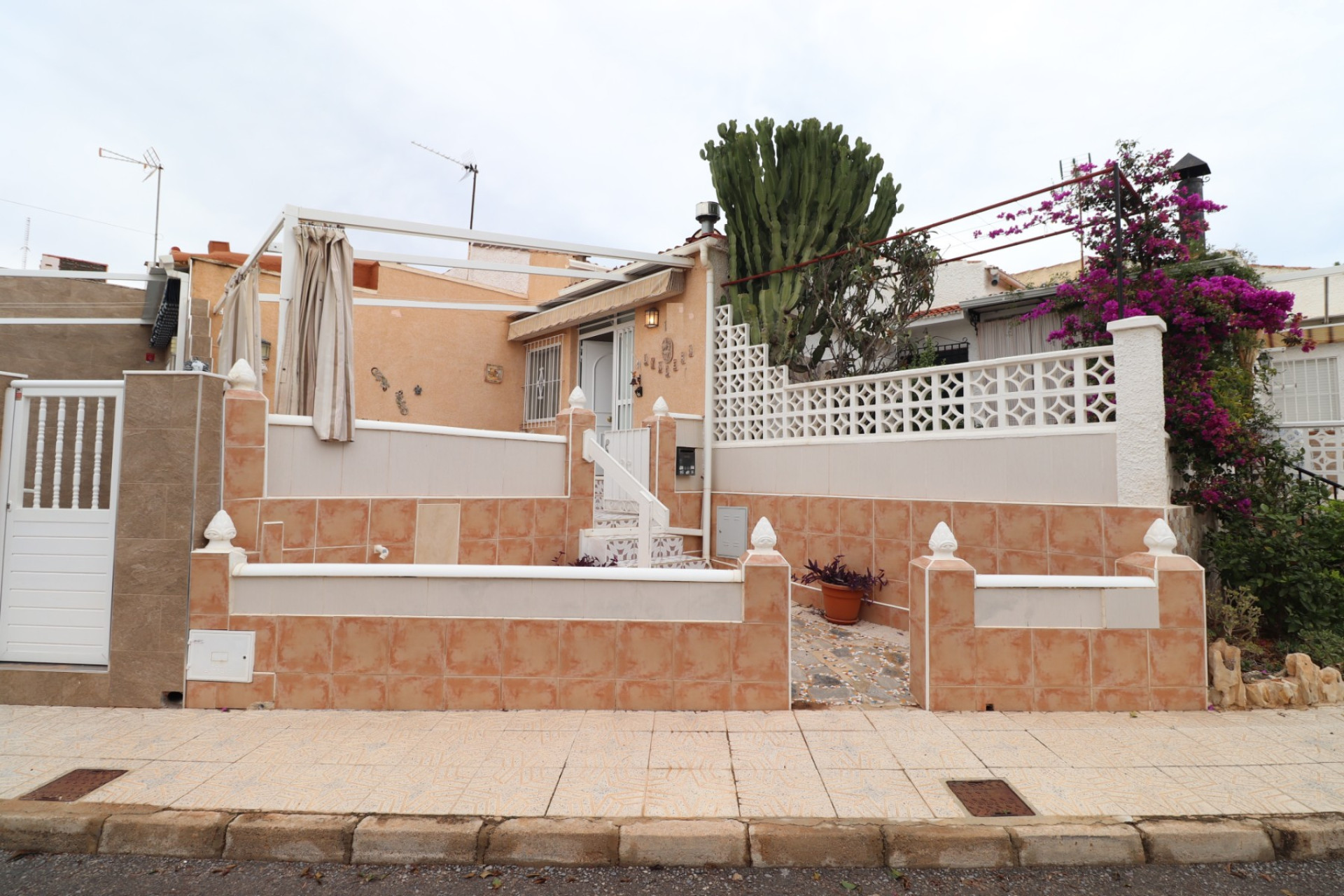 Resale - Bungalow - Guardamar del Segura - Guardamar