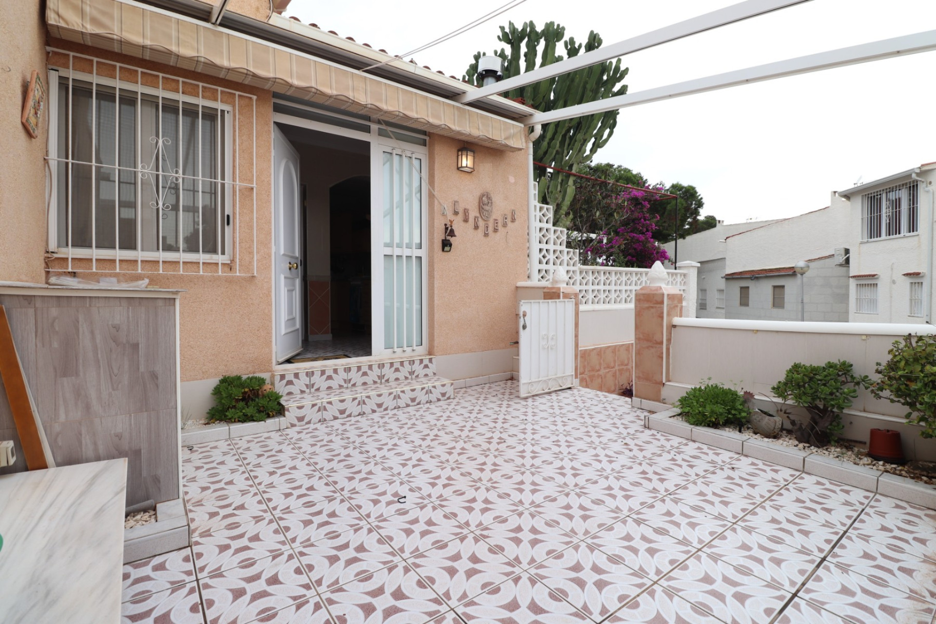 Resale - Bungalow - Guardamar del Segura - Guardamar