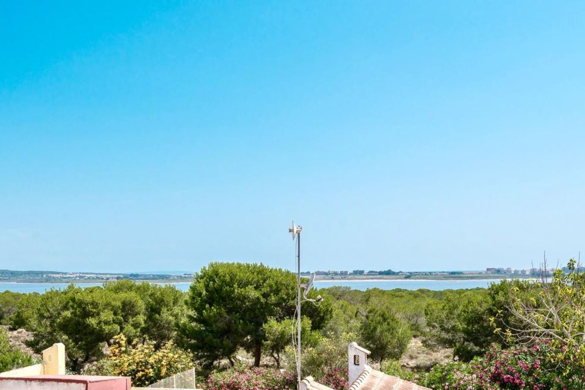 Resale - Bungalow - Torrevieja